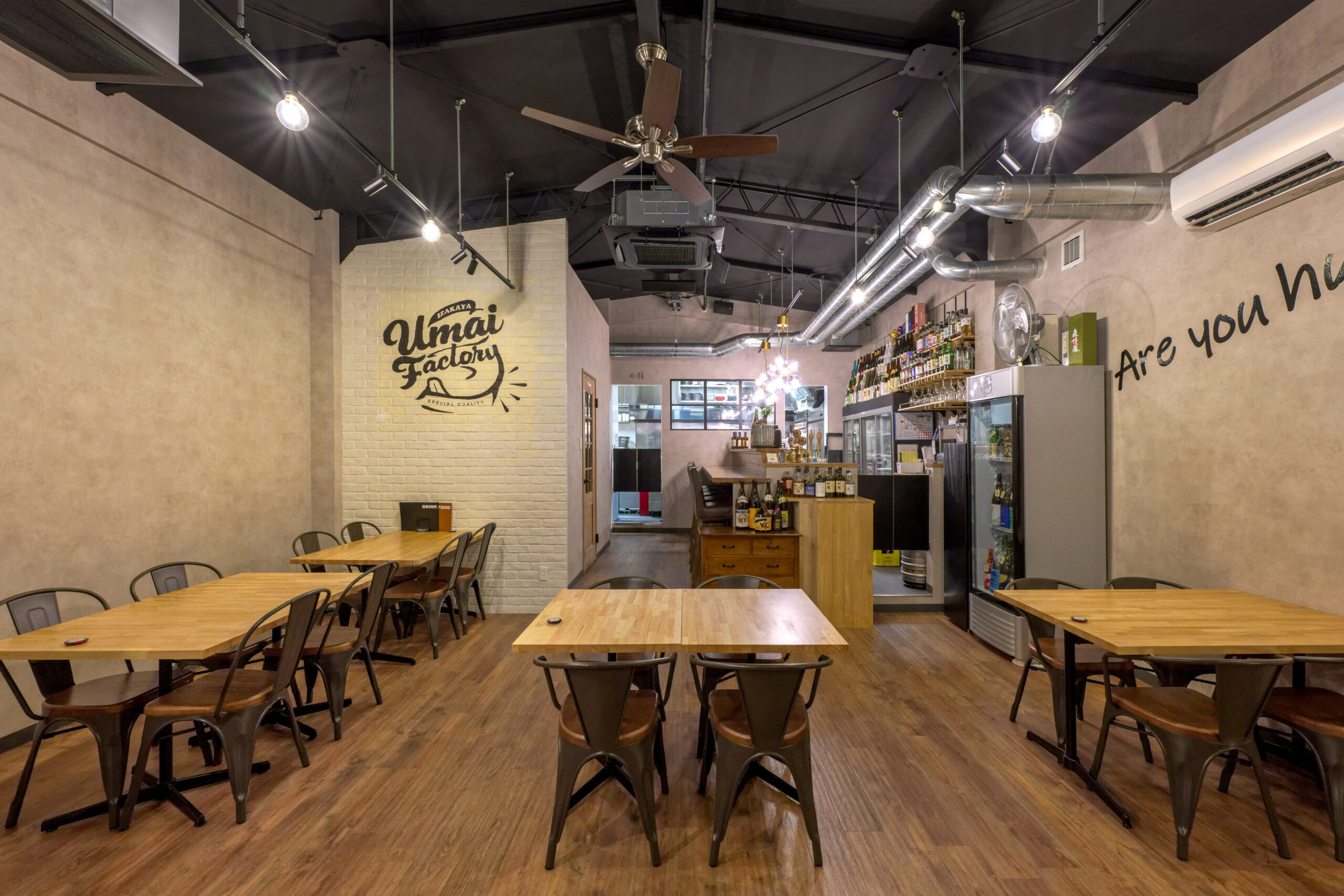 Umai Factoryの店内（公式サイト掲載画像）